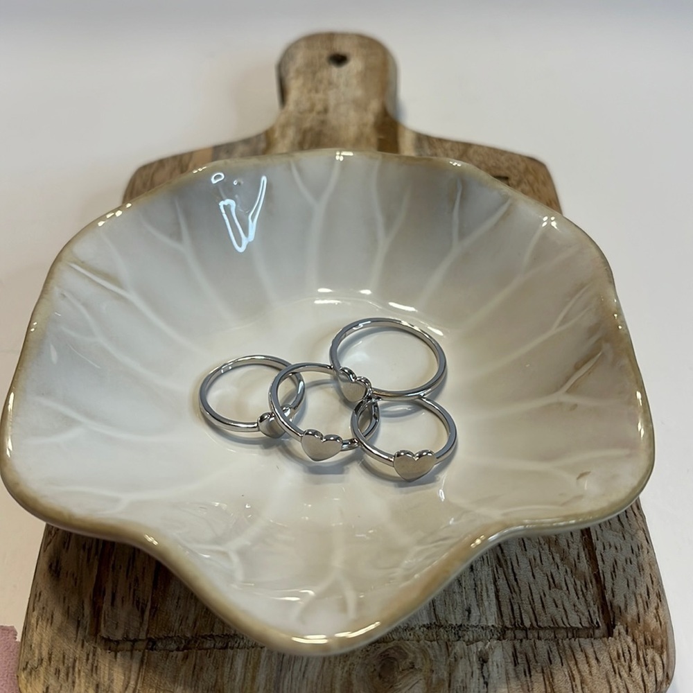 925 STERLING SILVER DAINTY SIMPLE MINIMAL HEART MIDI THUMB RING - Picture 7 of 8